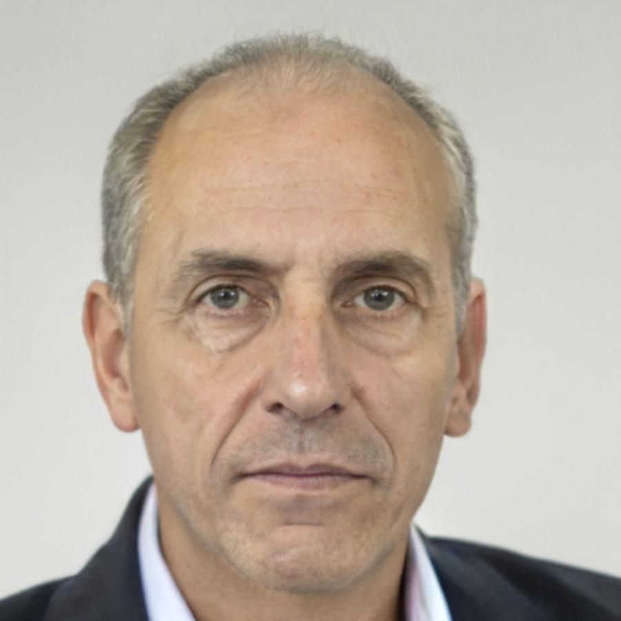 Bogdan Dumitrescu, specialist în psihologia obiceiurilor